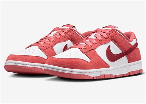 nike valentine's day dunks low